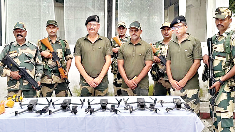 अमृतसर सीमा पर BSF की कार्रवाई, मार गिराए छह पाकिस्तानी ड्रोन, 2.340 किलो हेरोइन जब्त