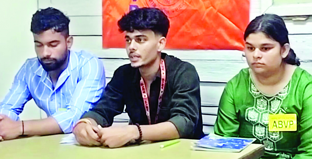 मांगें पूरी नहीं की तो करेंगे प्रदर्शन