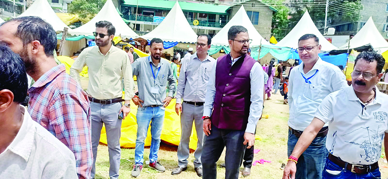 पुलिस ने चौगान से खदेड़े कारोबारी