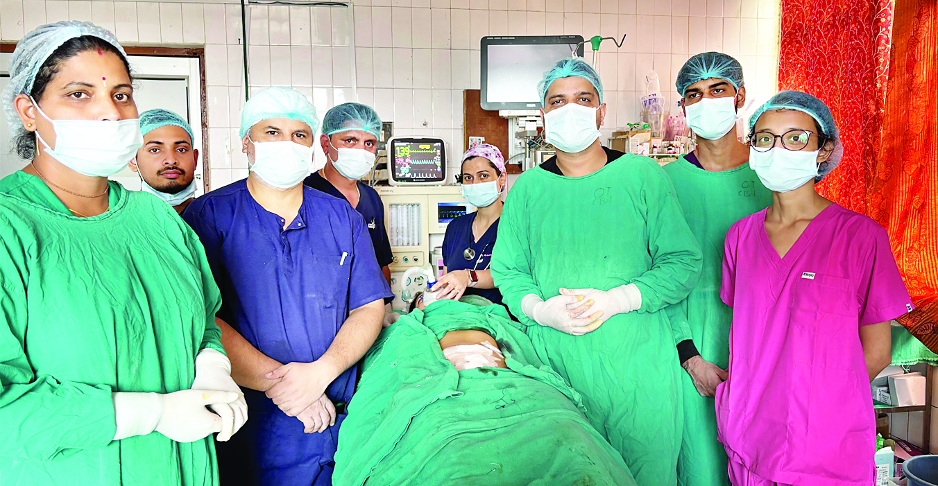 मेडिकल कालेज में हर्निया का सफल आपरेशन