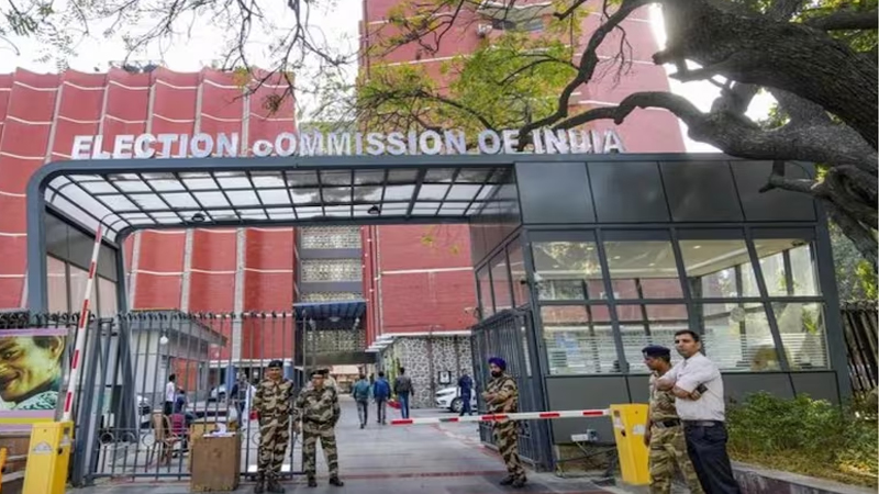 देश के 334 राजनीतिक दलों की मान्यता एक झटके में रद्द, जानें EC ने क्यों उठाया ये कदम