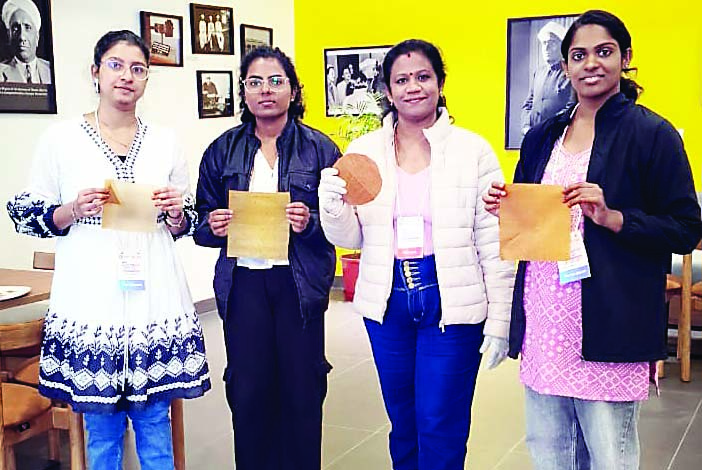 ‘टमाटर खाद्य शीट‘से किसानों को बड़ा लाभ, शूलिनी यूनिवर्सिटी में अंतरराष्ट्रीय शोध सम्मेलन में तकनीक का प्रदर्शन