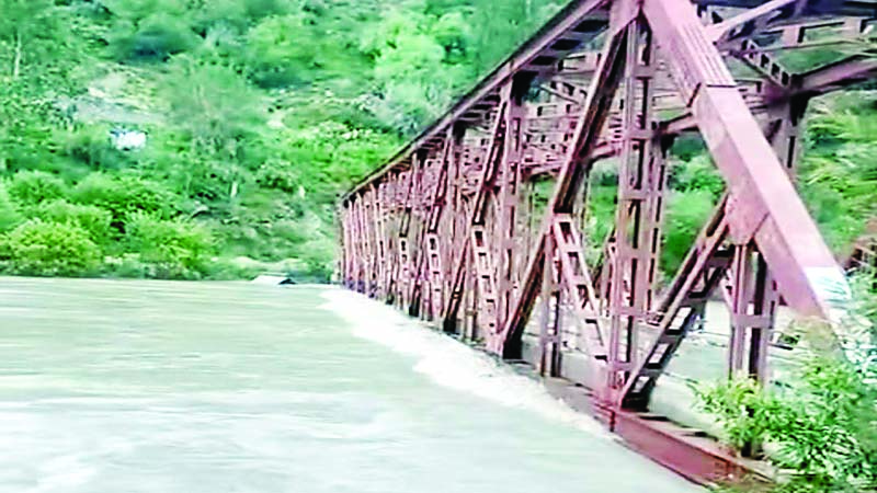 मयाड़ घाटी में जोबरंग पुल तक पहुंच गया पानी