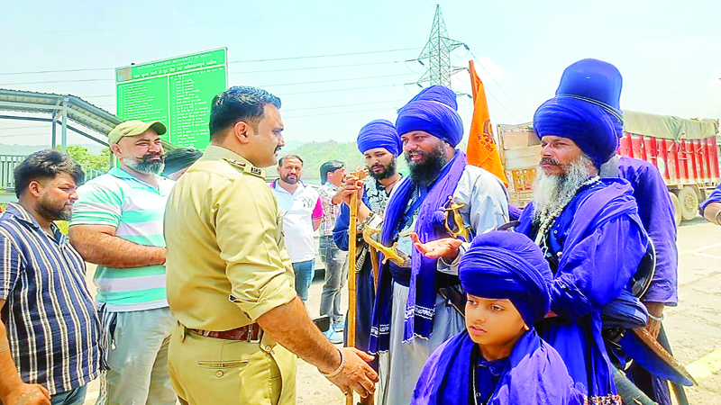 बिलासपुर की पंजाब सीमा पर वसूला खालसा टैक्स