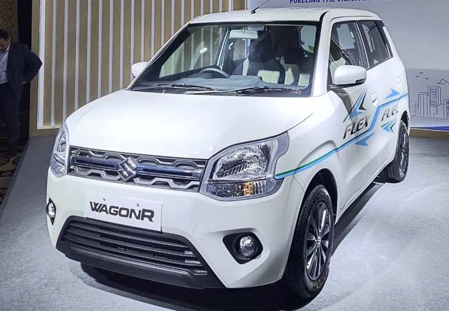 गडकरी ने Maruti Suzuki की पहली फ्लेक्स ईंधन कार का किया अनावरण