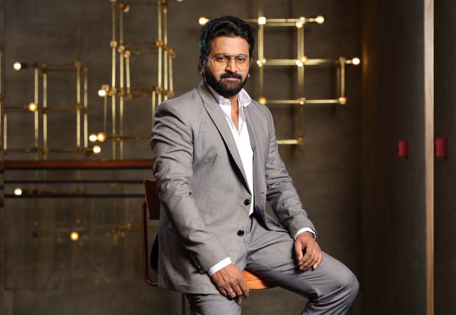 कन्नड़ सिनेमा का राष्ट्रीय चेहरा बने ऋषभ शेट्टी: 5 वजहें जो उन्हें बनाती हैं सबसे अलग