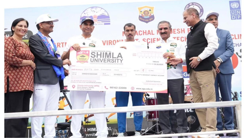चिट्टा छोड़ो; बेहतर हिमाचल की ओर दौड़ो मैराथन; शिमला में छात्रों ने लगाई दौड़