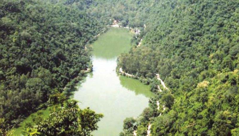 हिमाचल की सबसे बड़ी प्राकृतिक झील कौन सी है?