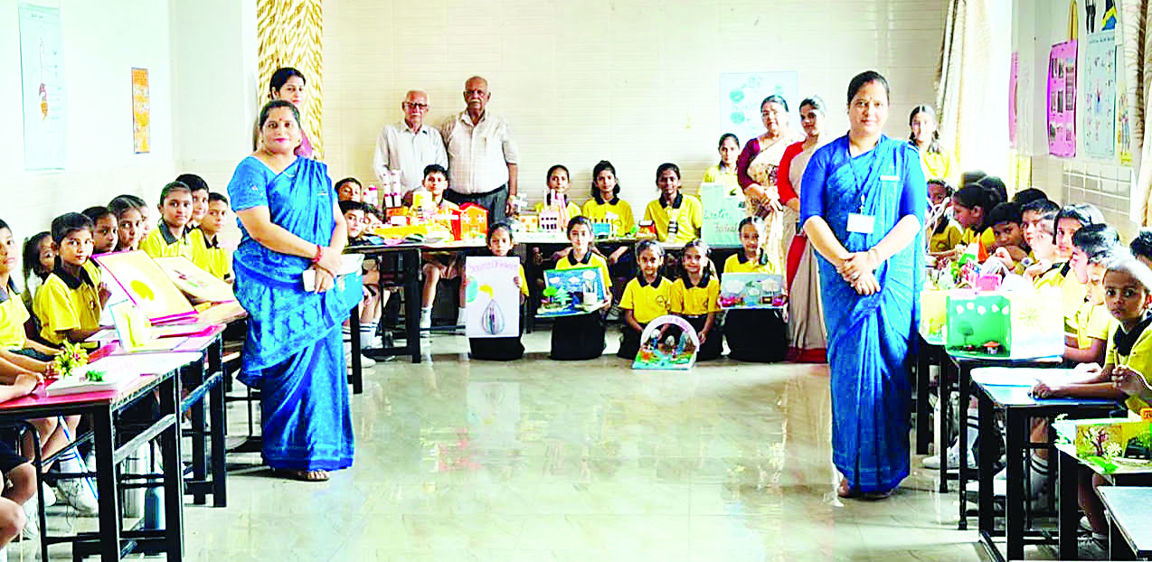प्ले वे स्कूल में विज्ञान प्रदर्शनी का आयोजन, अभिभावकों ने बढ़ाया बच्चों का उत्साह