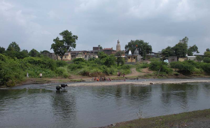 हिमाचल की चंद्रभागा नदी का उद्गम कहां से होता है?