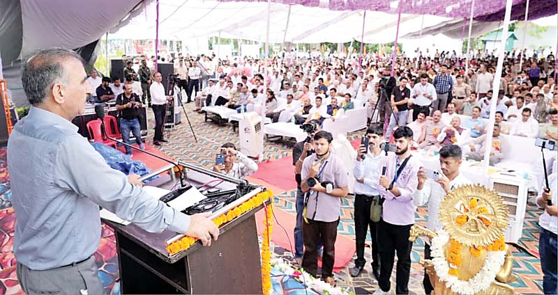 भाजपा सरकार में लीक हुए थे पेपर, CM सुक्खू बोले, कर्मचारी चयन आयोग में पाई गई थी कई अनियमितताएं
