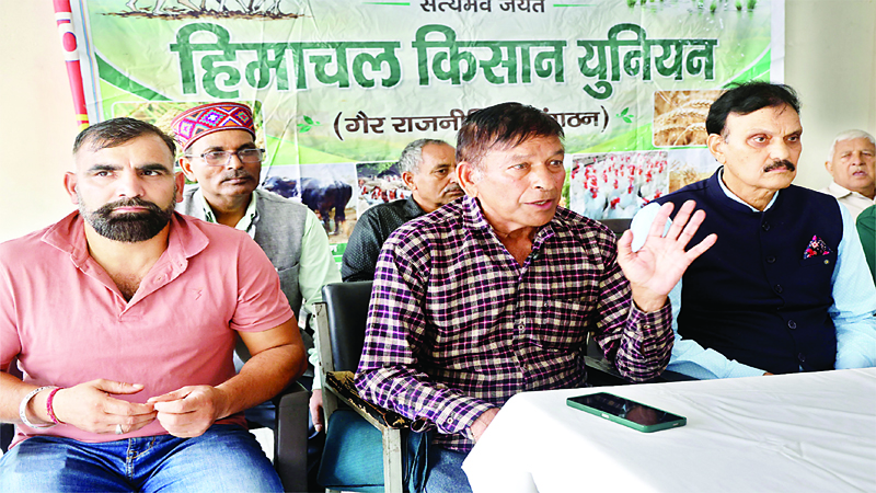 किसानों के हक के लिए सडक़ों पर उतरेंगे