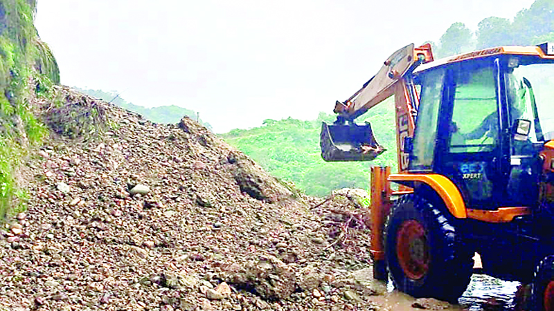हमीरपुर में 11.25 करोड़ बहा ले गई भारी बारिश