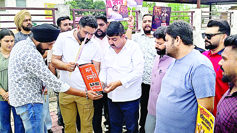 ऊना में सडक़ों पर कांग्रेस, बंगाणा में आक्रोश