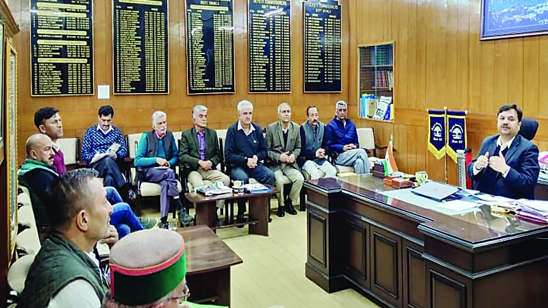 फोरलेन टनल से भवनों में दरारों की जांच के लिए कमेटी गठित